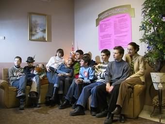 Общая фотография - январь 2004 (15 Кб). Щелкните для увеличения (53,4 Кб).